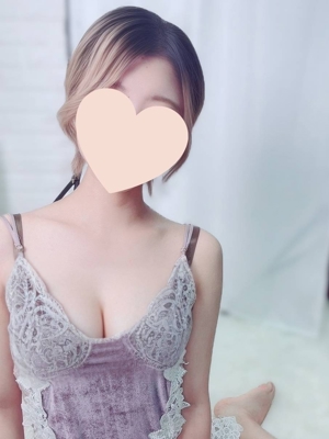 桃瀬なな